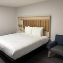 Room 1 of 33