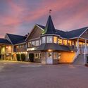 Hotel 1 of 77