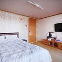 Room 1 of 2