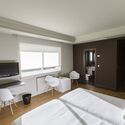 Room 1 of 48