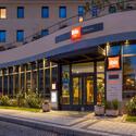 Hotel 1 of 129