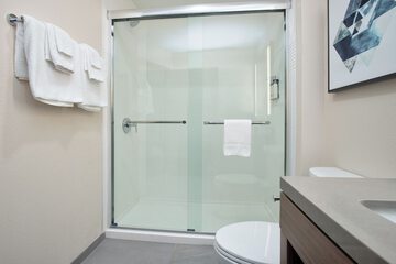 Bathroom shower