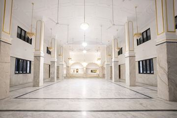 Banquet hall