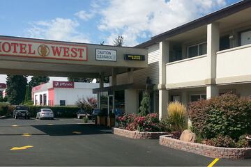 Motel West