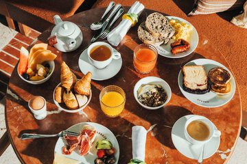 Breakfast meal