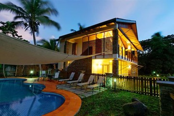Private pool