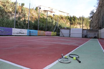 Tennis court
