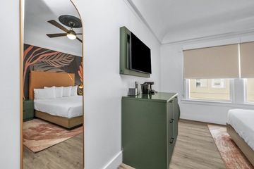 Room 58 of 100