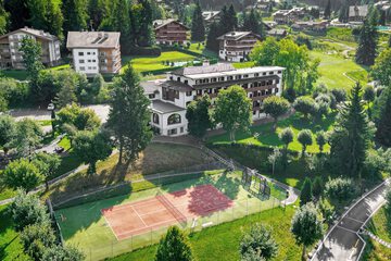 Tennis court