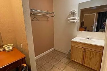 Photo 37