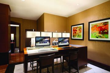 Business Center 61 of 62