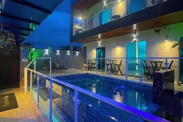 Rooftop pool