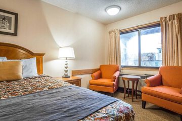 Room 15 of 37