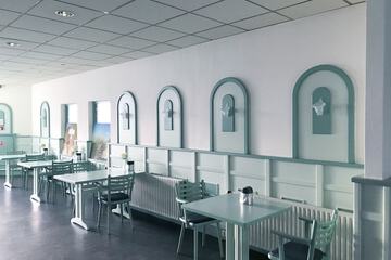 Breakfast area