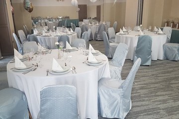 Reception hall