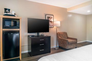 Room 18 of 33