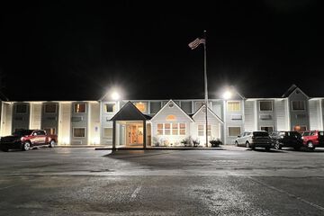 Americas Best Value Inn & Suites Ada
