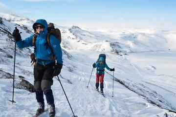 Skiing