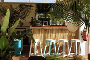 Poolside bar