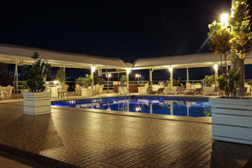 Rooftop Pool