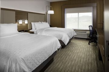 Room 11 of 36
