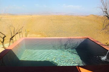 Private pool