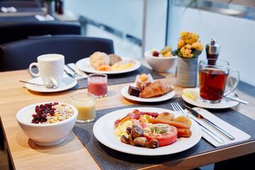 Breakfast meal