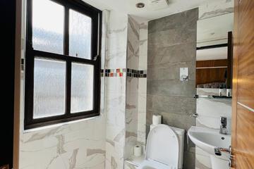 Photo 33