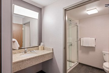 Room 16 of 29