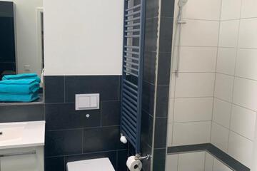 Photo 33