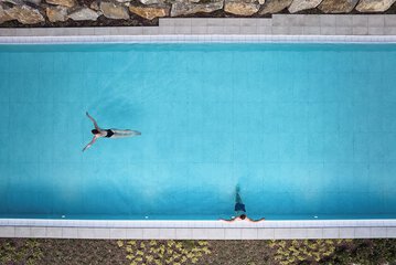 Infinity pool
