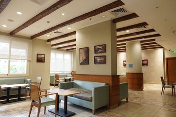 Coffee shop