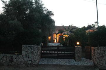 Photo 57