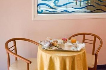 Room service - dining