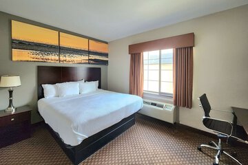 Days Inn by Wyndham Kemah