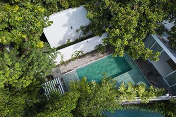 Private pool