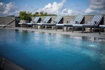 Rooftop pool