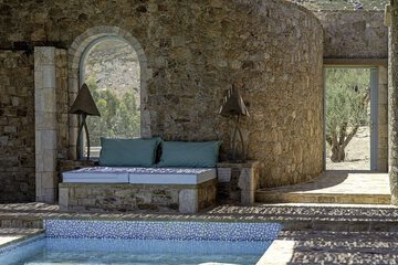 Private pool