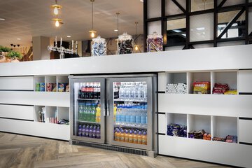 Snack bar