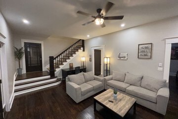 Hotel Interior 4 of 25