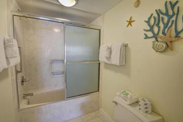 Photo 33