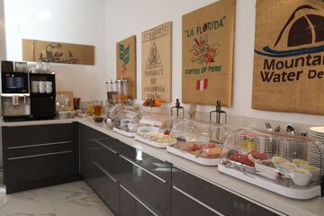 Breakfast area