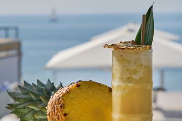 Poolside bar
