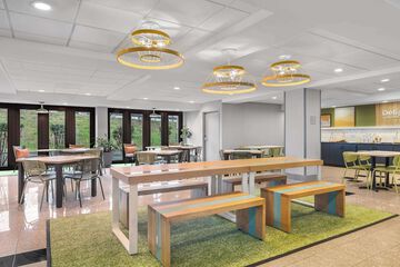 Hotel Interior 7 of 30