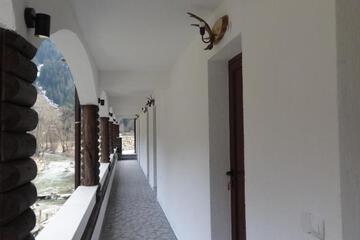 Photo 37