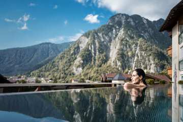 Infinity pool