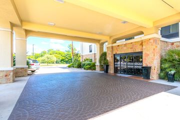 Hampton Inn and Suites College Station