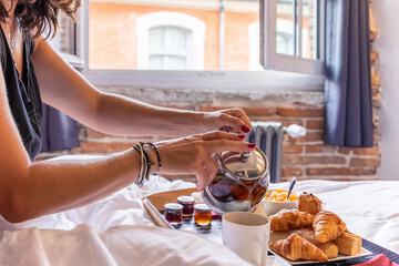 Room service - dining