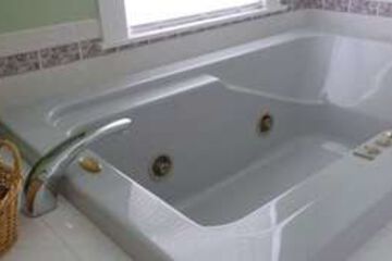 Jetted Tub