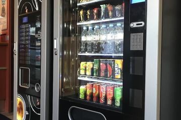 Snack bar